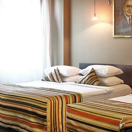 Design Mr President 4* Belgrád
