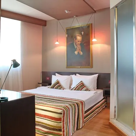 Design Mr President 4*