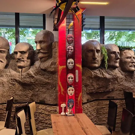 Design Mr President 酒店