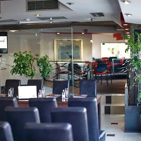 Отель Design Mr President 4*