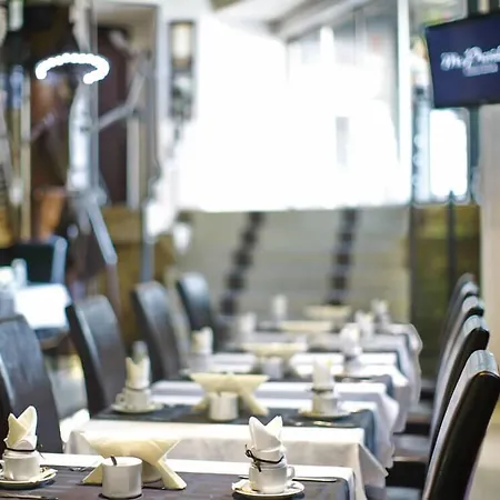 Hotel Design Mr President