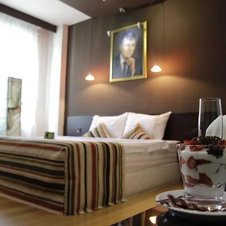 Hotel Design Mr President