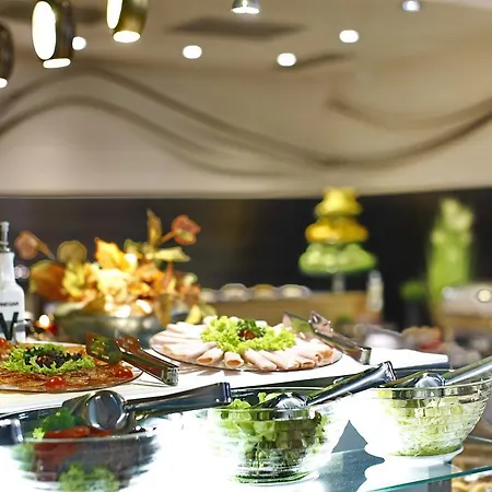 Design Mr. President Garni Hotel 4*