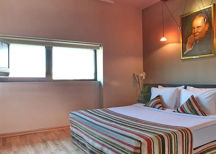 Design Mr President بلغراد