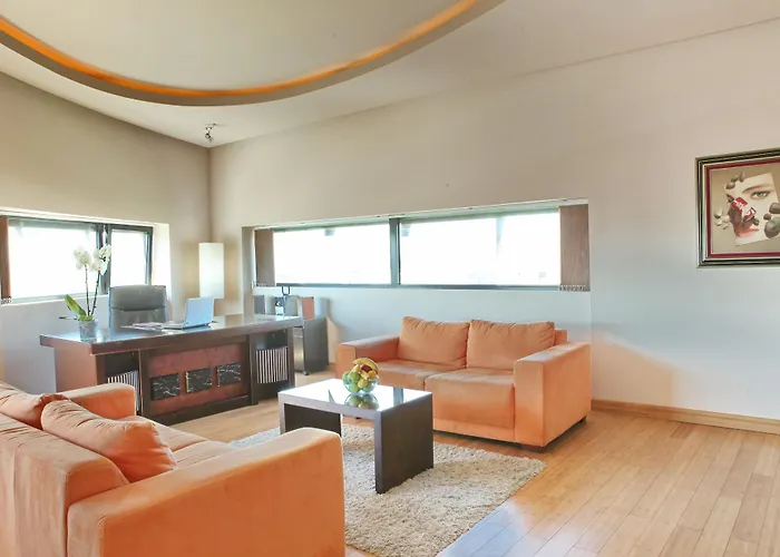 Design Mr President فندق