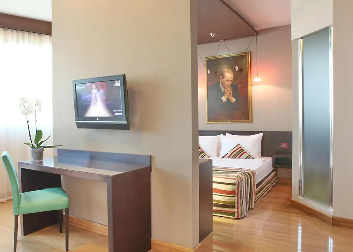 فندق Design Mr President 4*