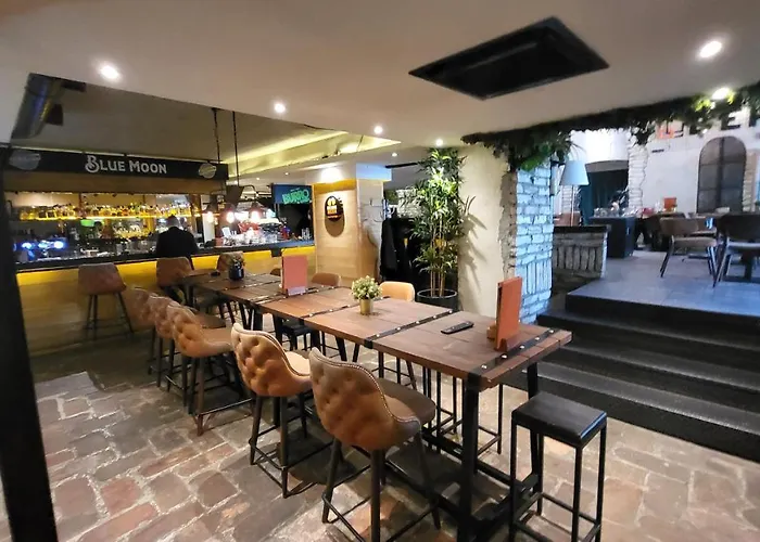 فندق Design Mr President 4*